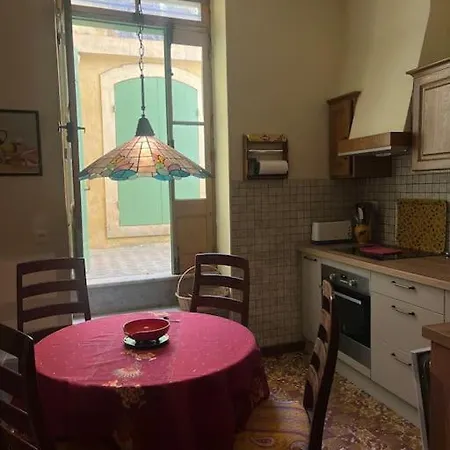 Calme Et Convivialite Aux Arenes Camargue Holiday home Arles