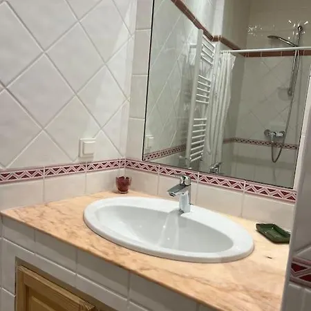 Calme Et Convivialite Aux Arenes Camargue Holiday home *